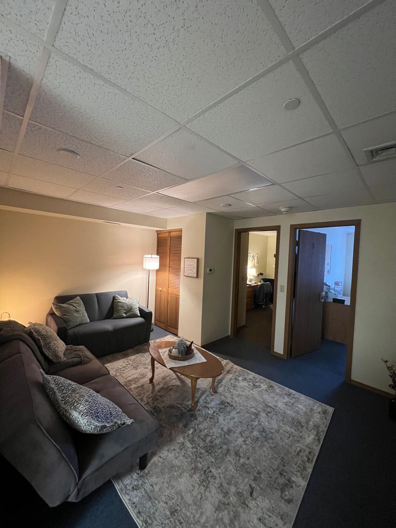 100 S Penn St unit 3 - Bed 2 – photo 4