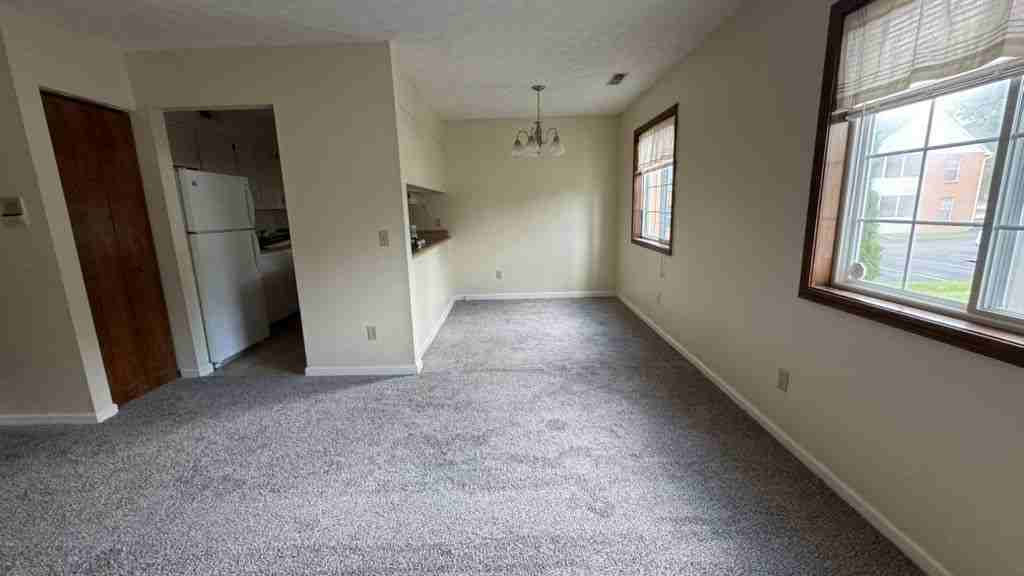 260 Wilbur Dr NE unit 260C – photo 5