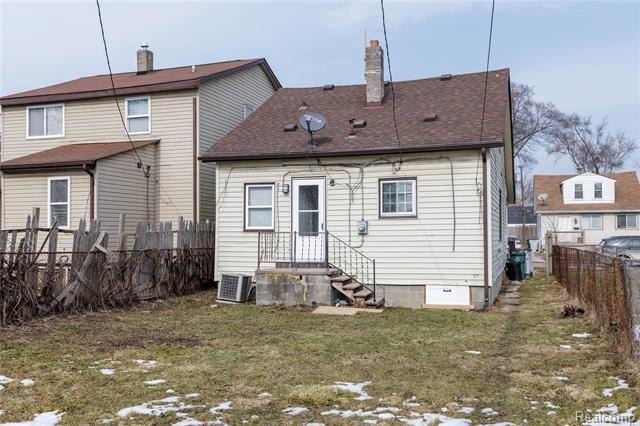 107 W Hayes Ave – photo 2