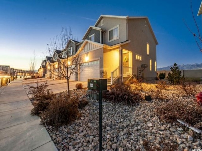 132 W Silver Springs Dr – photo 1