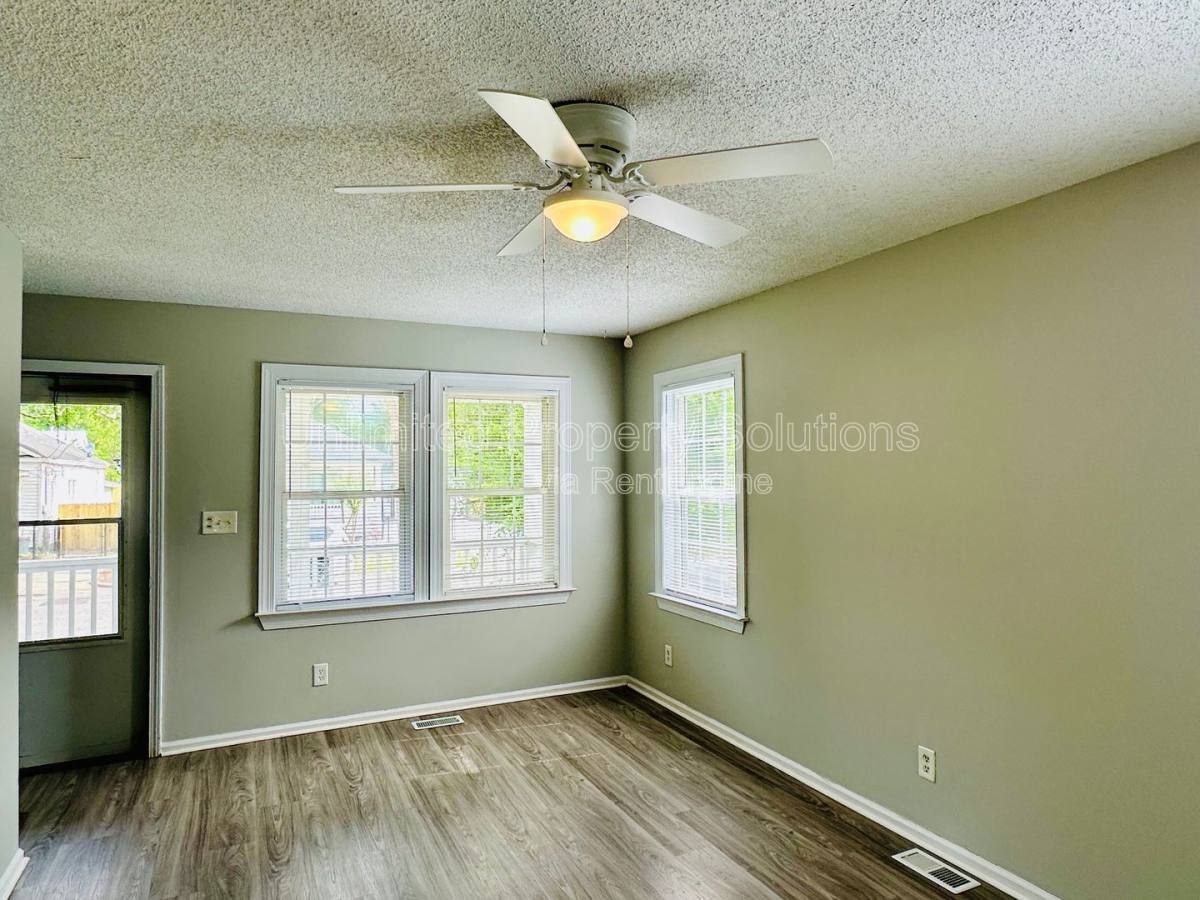 1404 Church St – photo 3