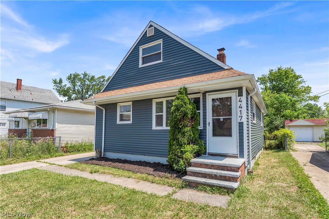 4417 E 156th St – photo 2