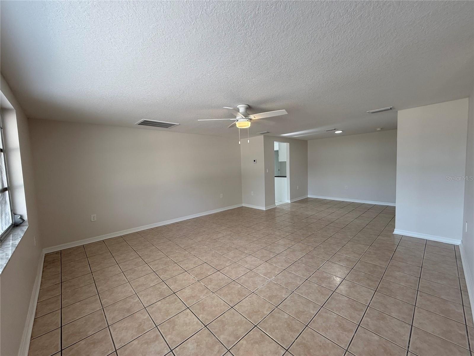 5241 Sparrow Dr – photo 3