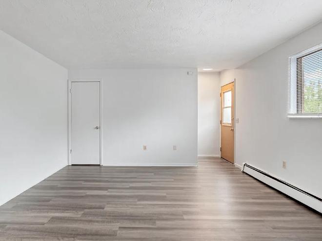 1219 E Perkins Ave – photo 2