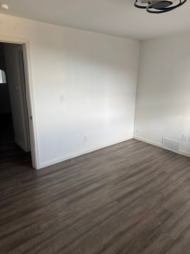 322-324 3rd St unit 324 3rd Street – photo 2