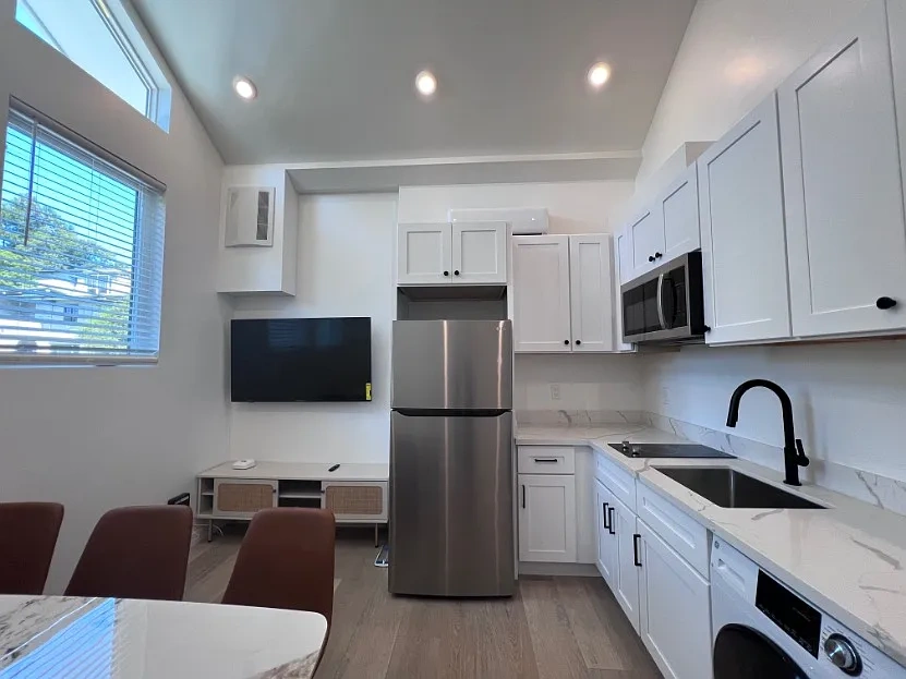 2425 Prospect – Floor plan
