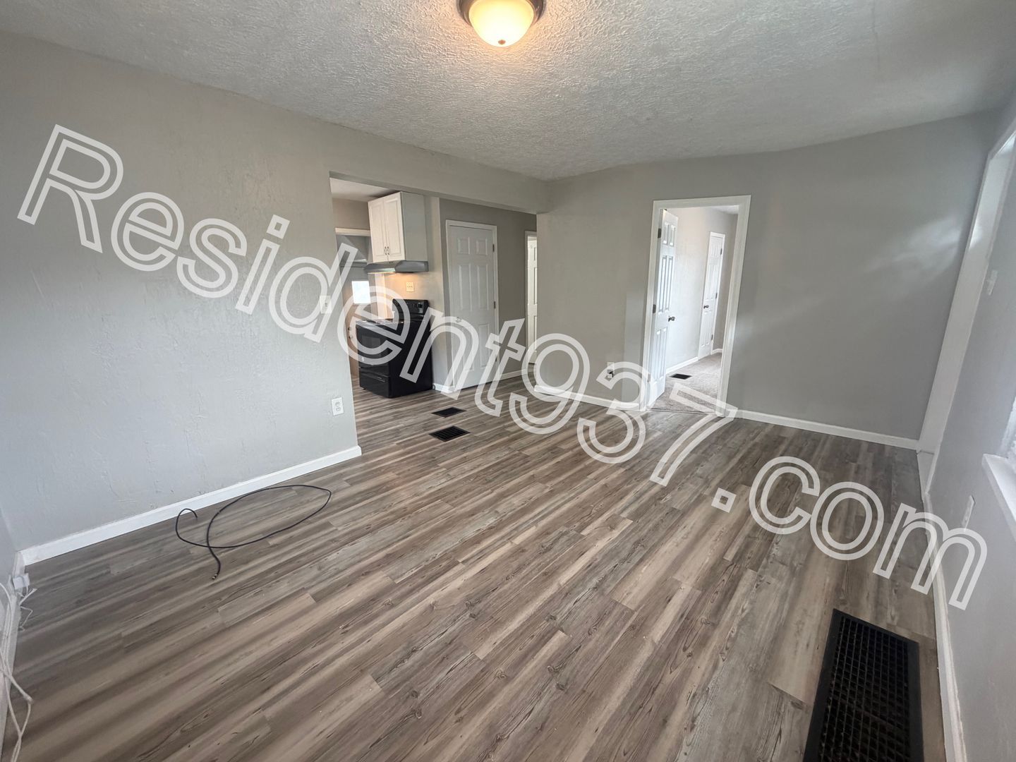 1641 Horlacher Ave – photo 3