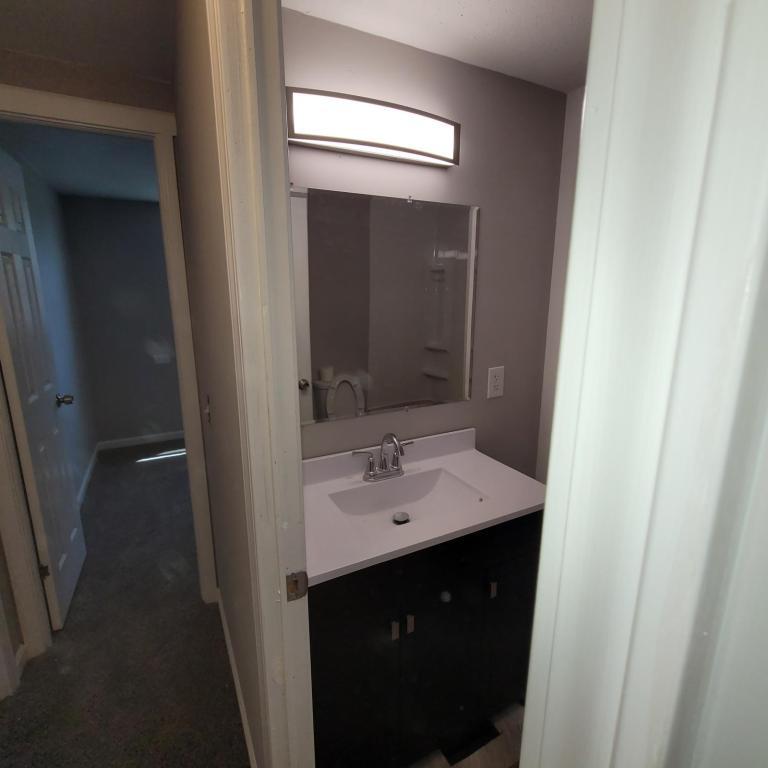 804 Westbourne Ave – photo 4