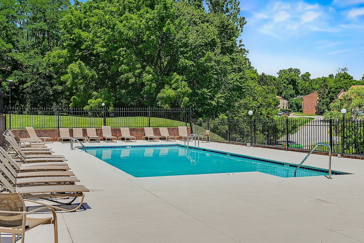 Boulder Creek Apartments – photo 4