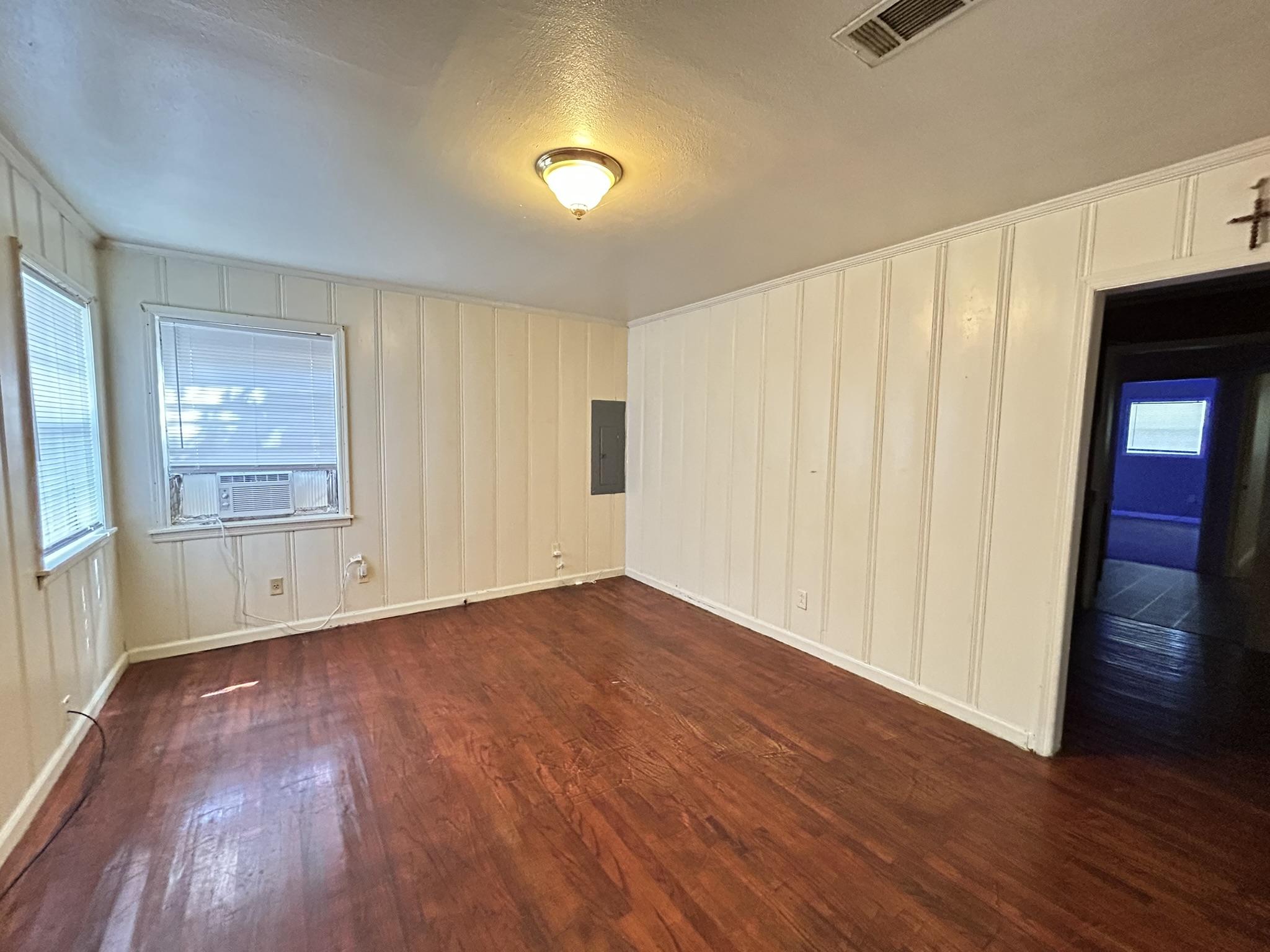 816 W 14th Ave unit 816 – photo 1