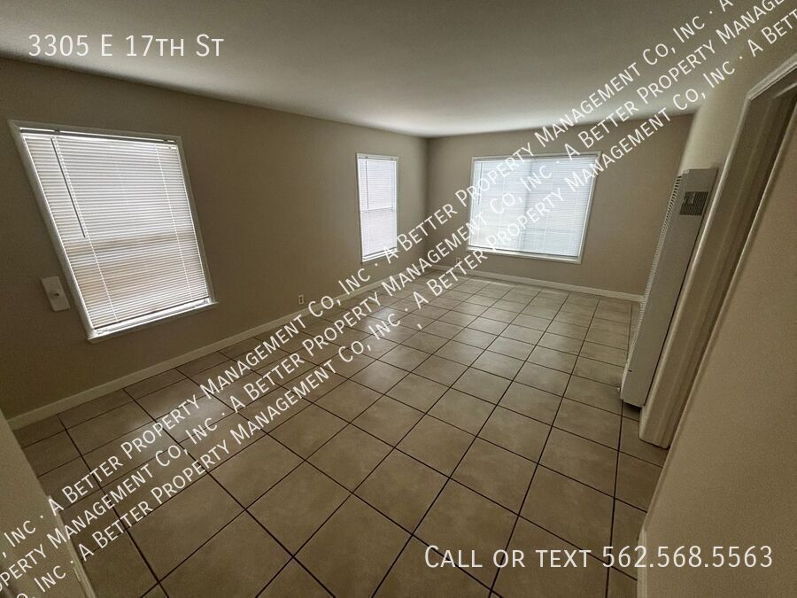 3305 E 17th St – photo 2