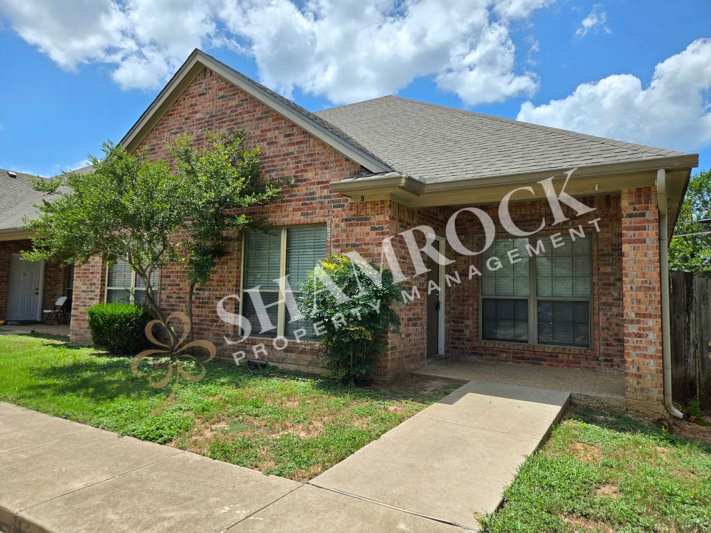 2109 Columbus Ave – photo 1
