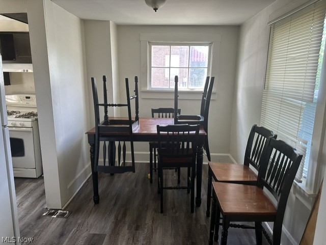 505 6th St – photo 3