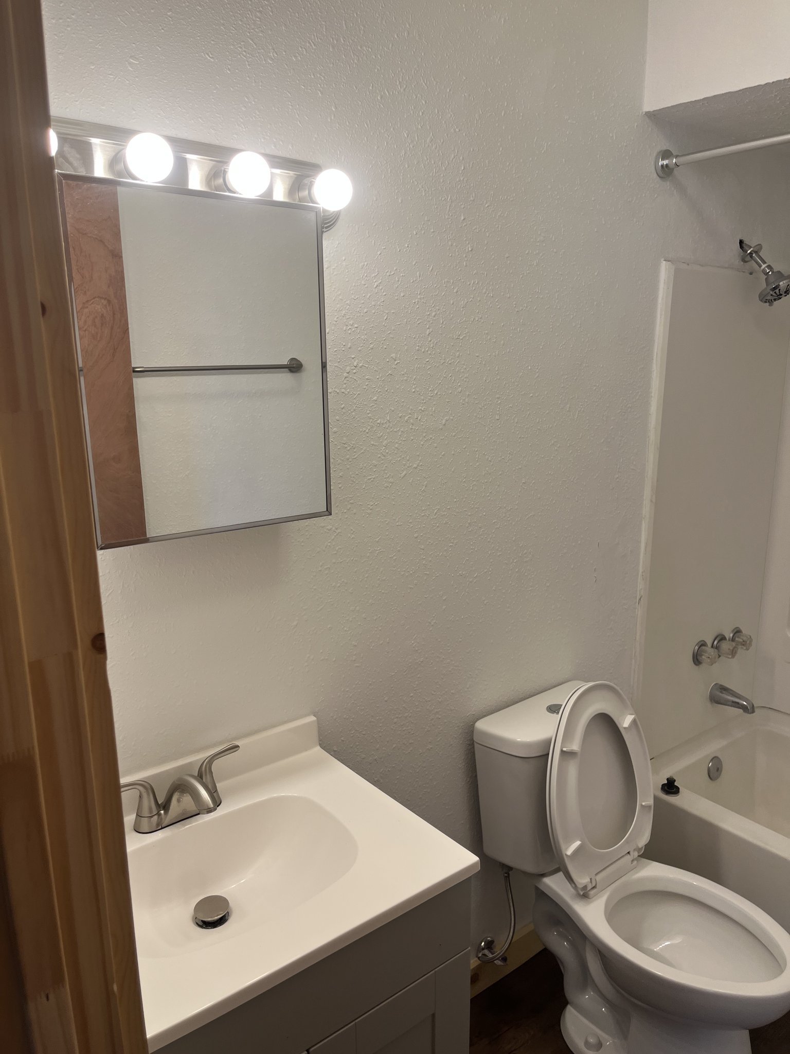 705 Hall St unit 5 – photo 5