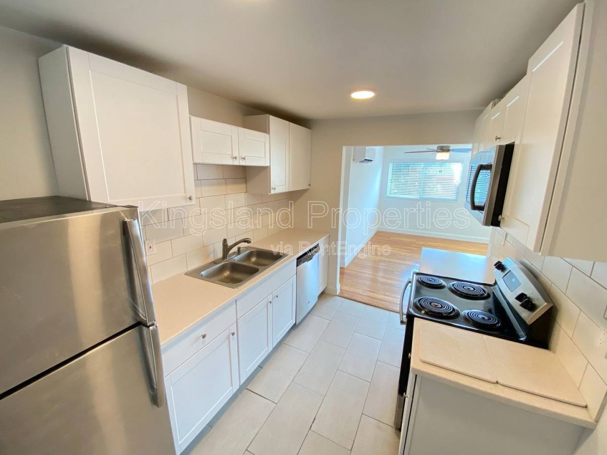 3024 Potomac St unit 3 – photo 1