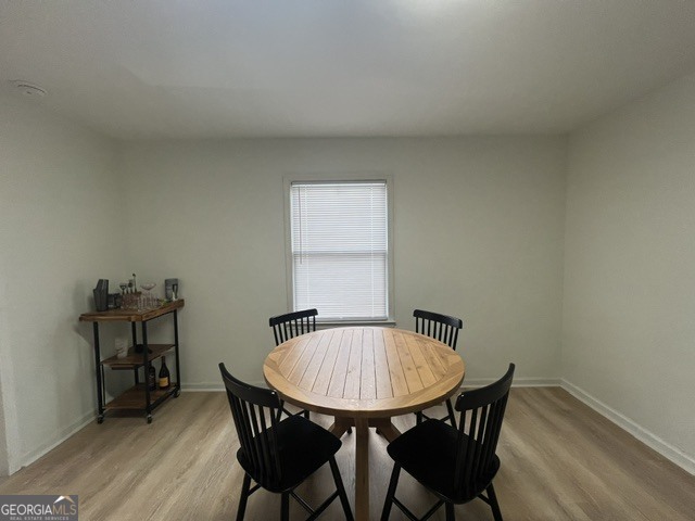 401 N Wilkinson St – photo 4