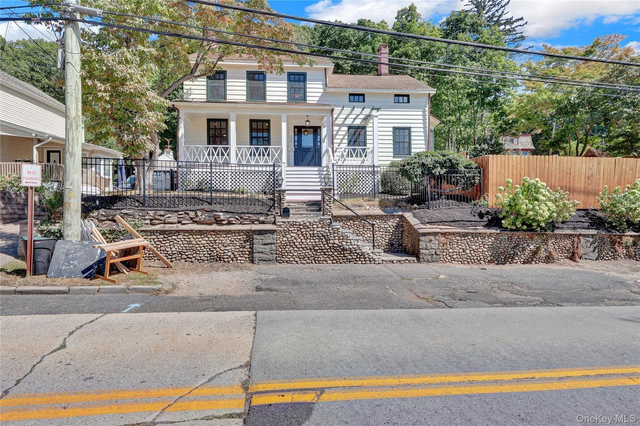 324 Woodbine Ave – photo 3