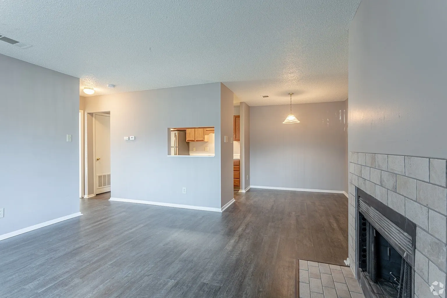 Foothills Apartments – photo 3