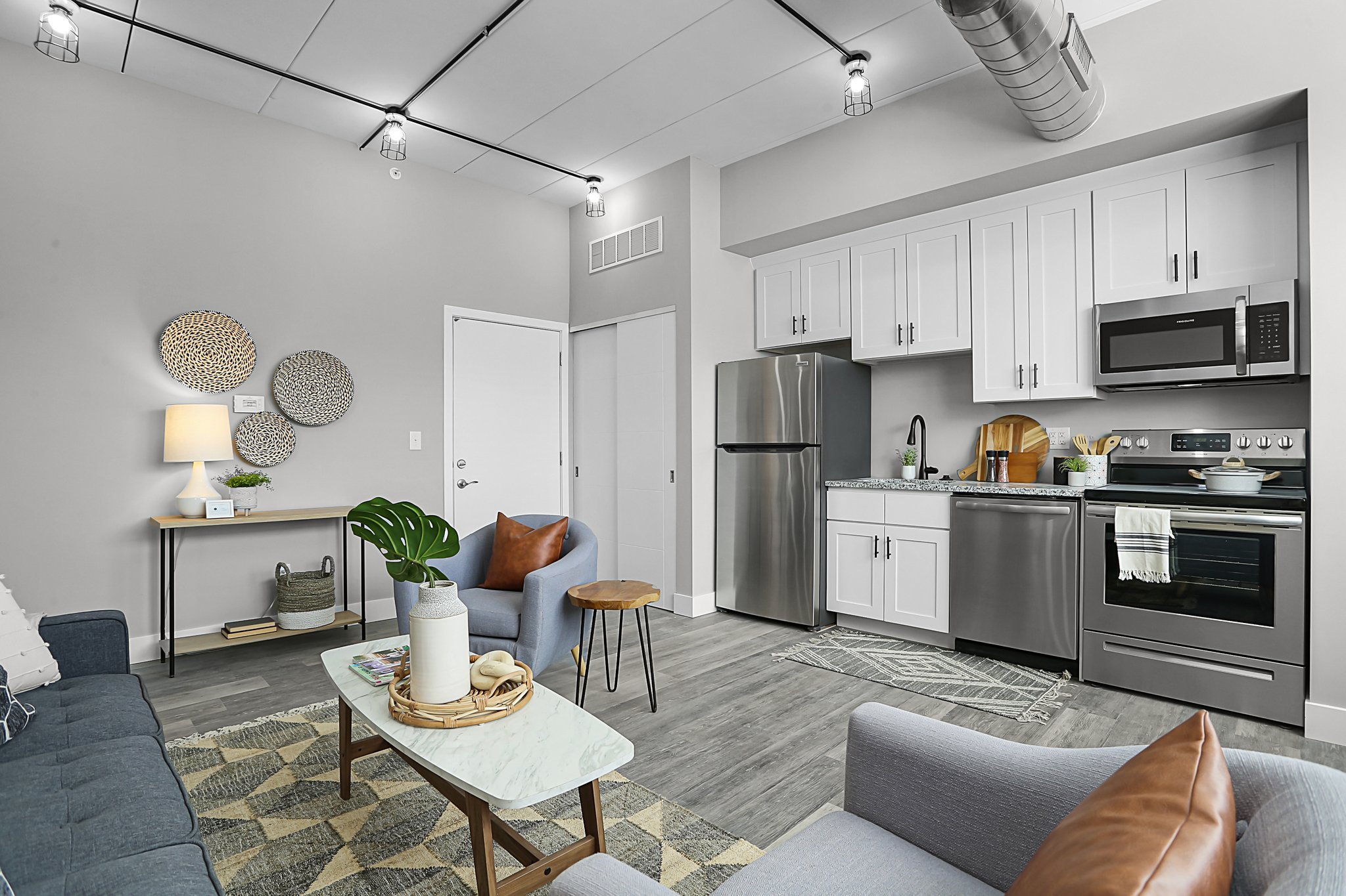 3145 Lafayette Ave unit 17 – photo 3