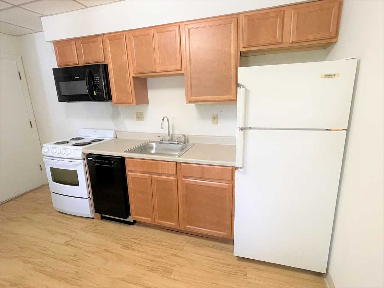 2419 Beechwood Blvd unit B – photo 4