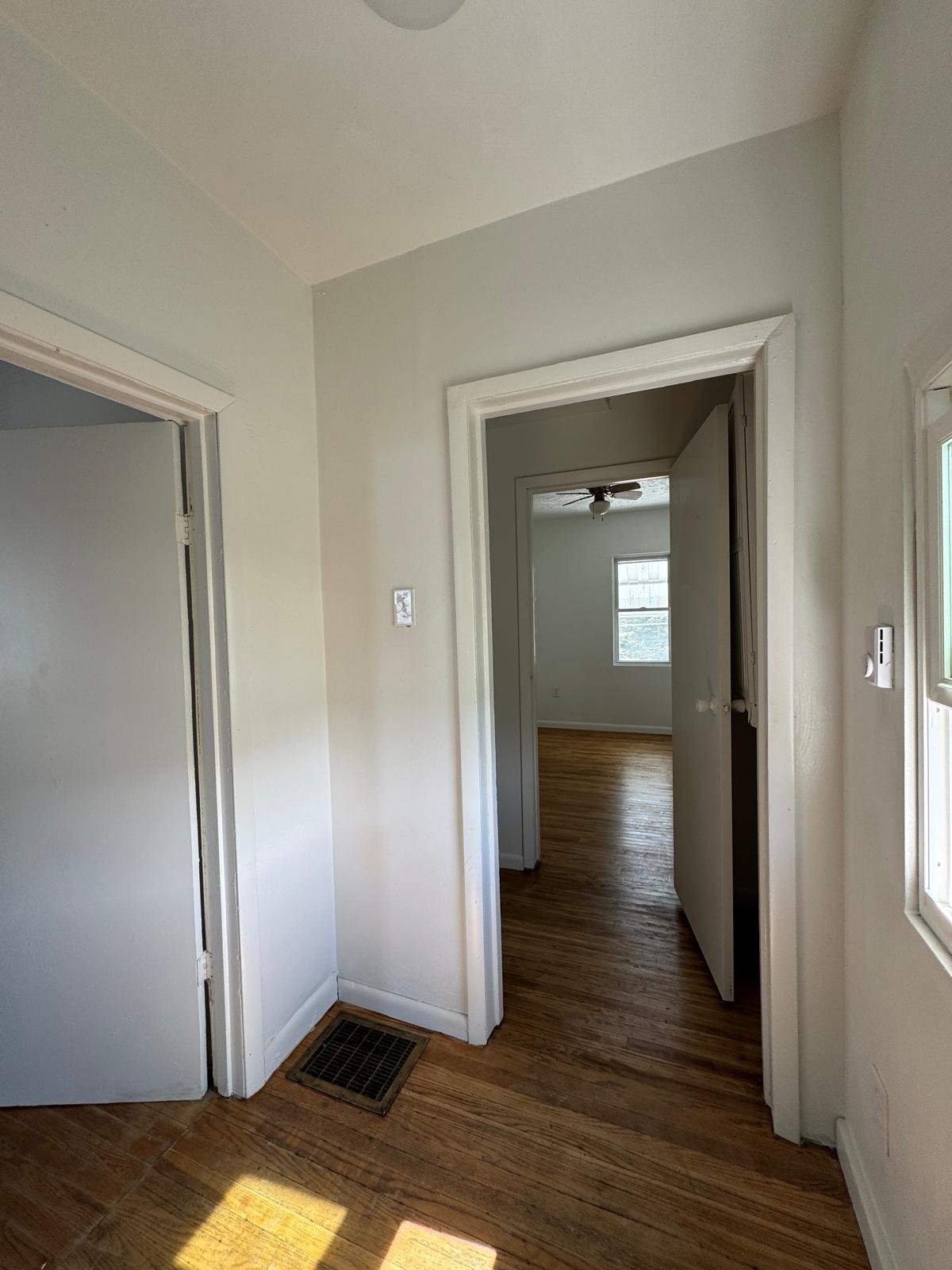 807 Hazlett Ave – photo 2