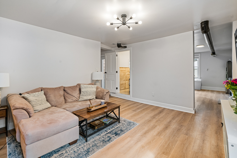 3206 Dobson St unit 3 – photo 3