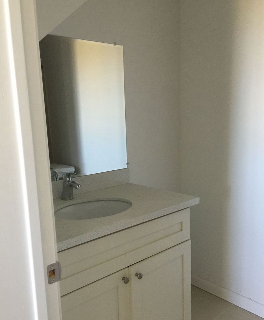 75 Vendome Ave unit #2 – photo 2