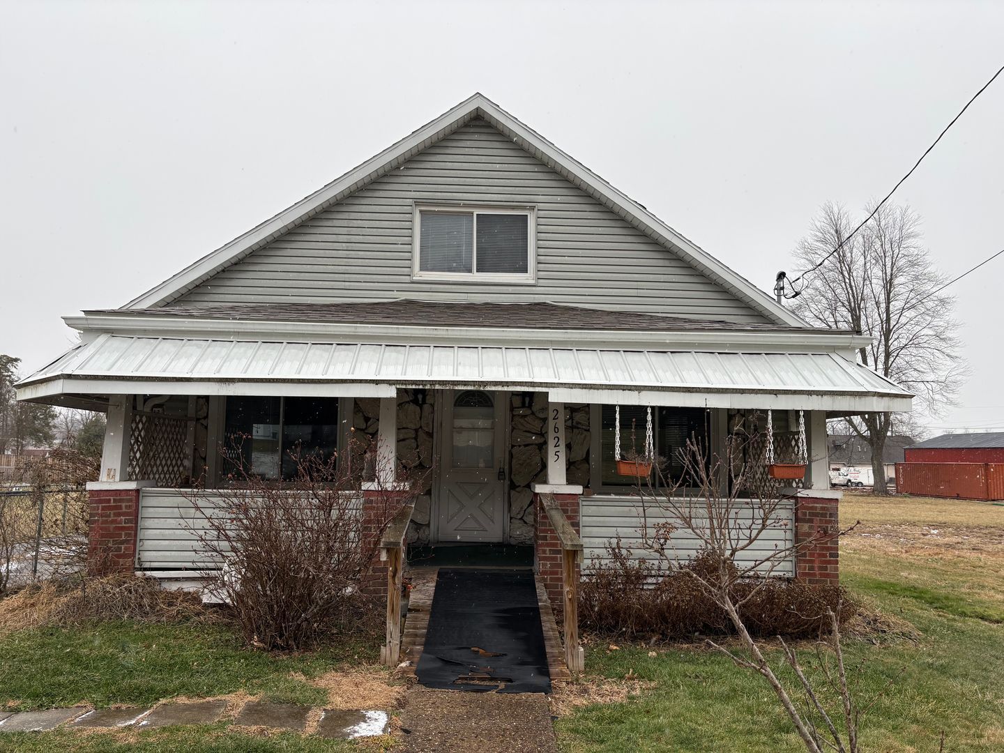 2625 27th Ave – photo 1
