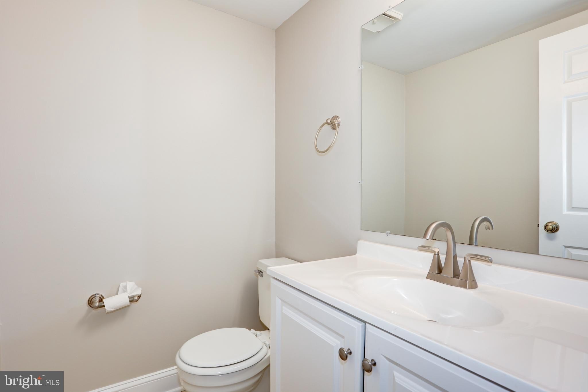 6072 Crown Royal Cir – photo 4