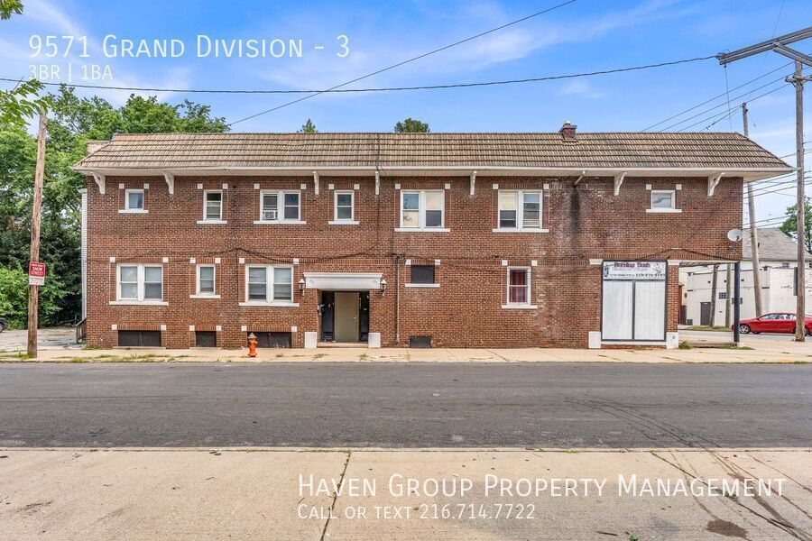 9571 Grand Division Ave – photo 1