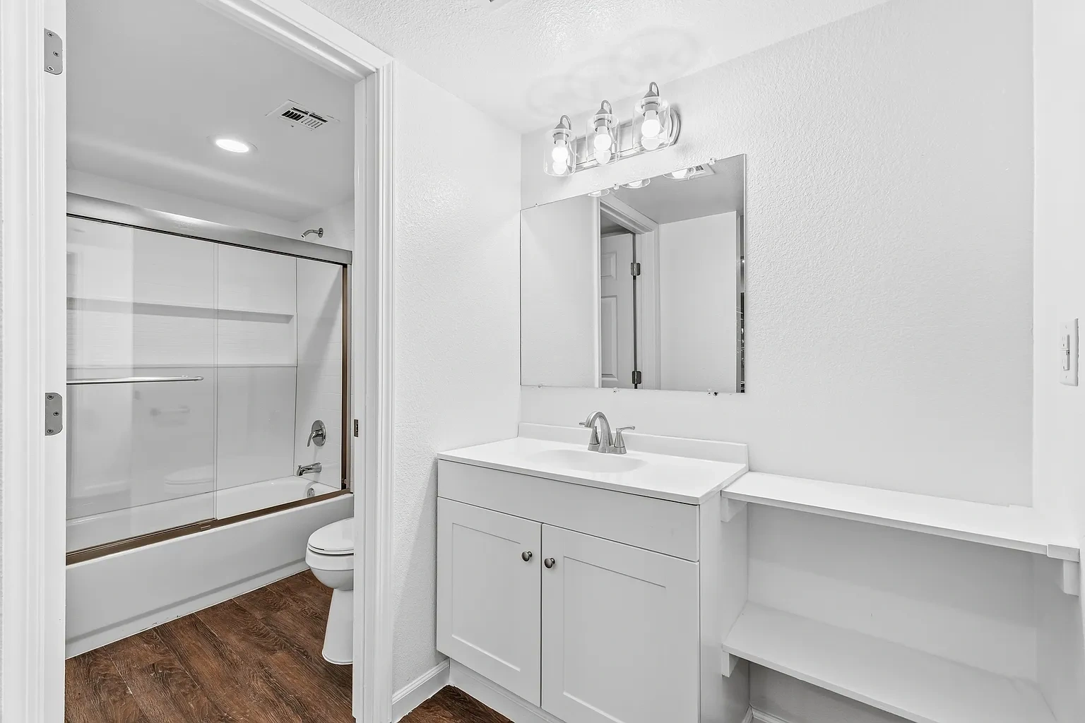Oakbrook Apartments – photo 5