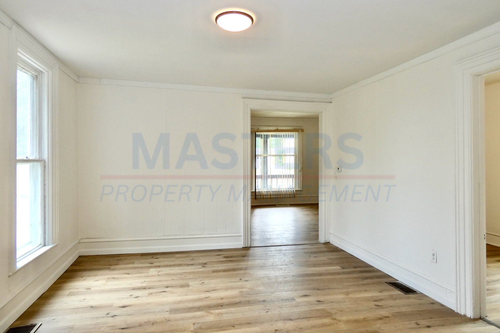 1026 Oakwood Ave unit Lower – photo 5