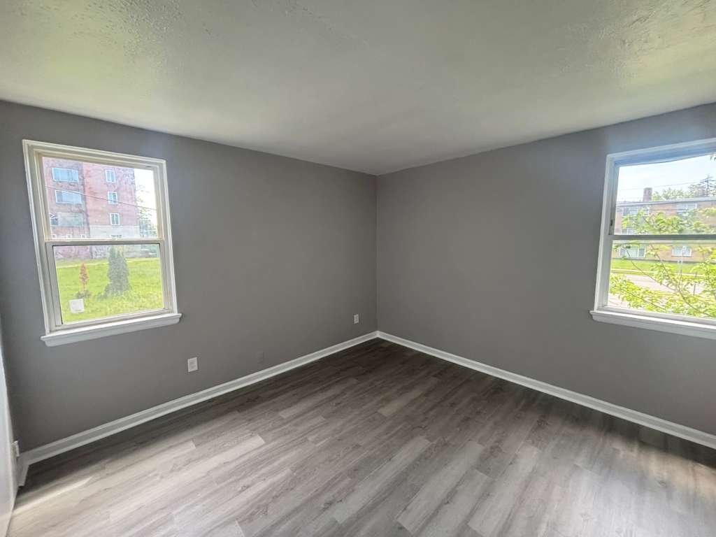 13975 Superior Rd unit 103 – photo 1