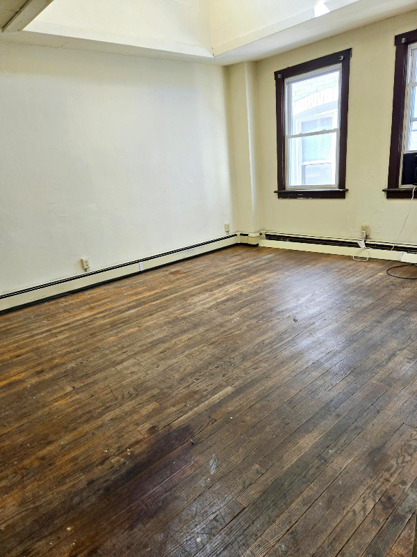 309 W Beaver Ave unit 5 – photo 2