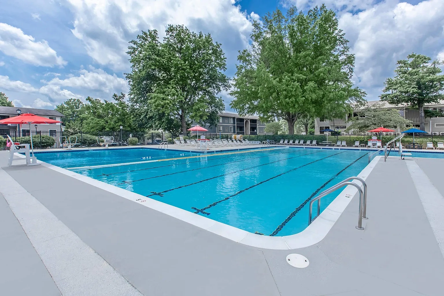 Foxridge Apartment Homes – photo 5