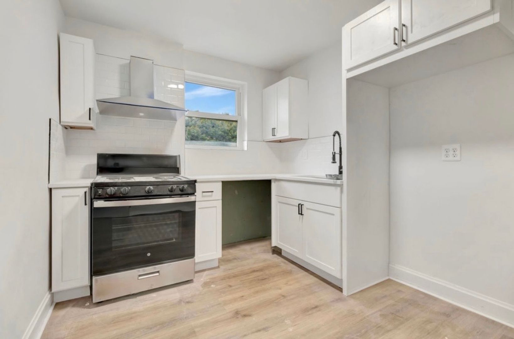 7211 Maryland Ave – photo 1