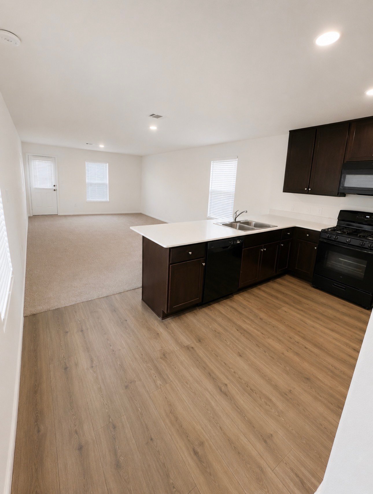 57 Trinity Cir – photo 2