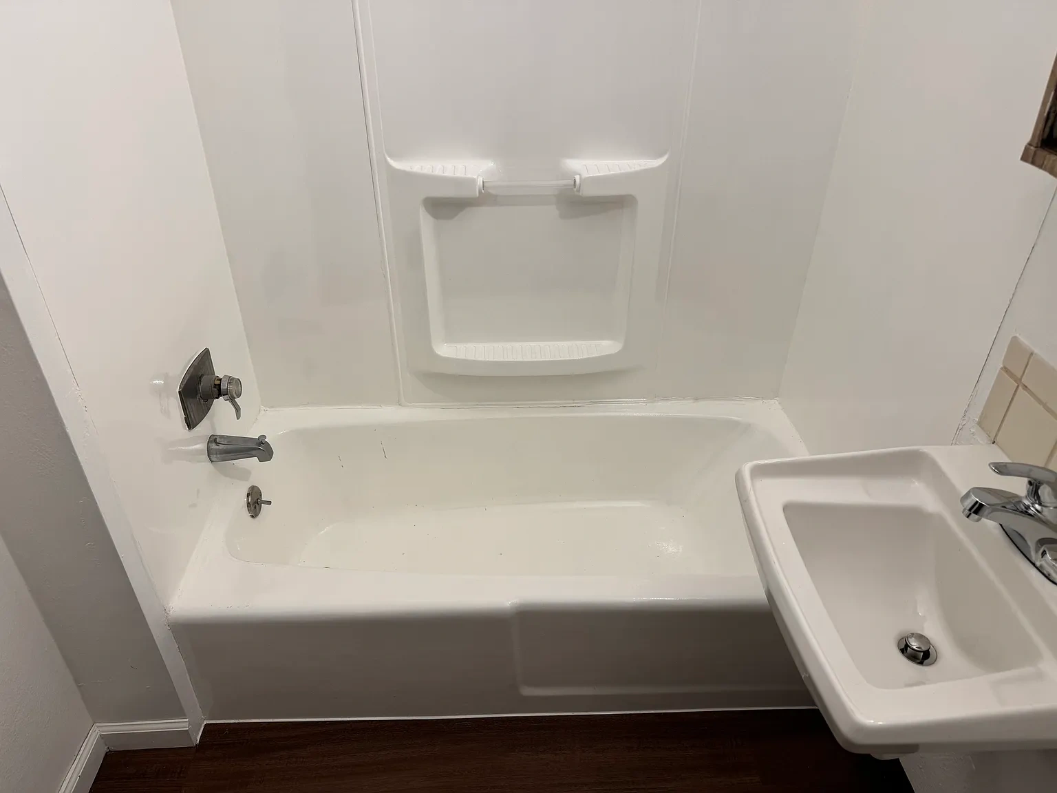 Mensah Apartments Lorain – photo 1
