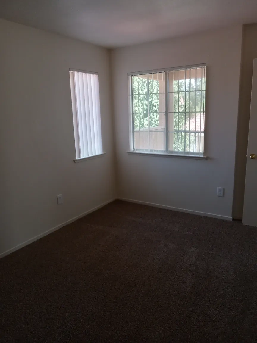 BULLARD WEST APARTMENTS – photo 1