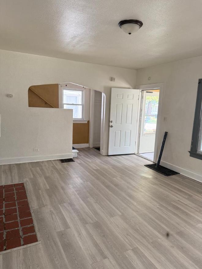 1029 Homer Ave – photo 2