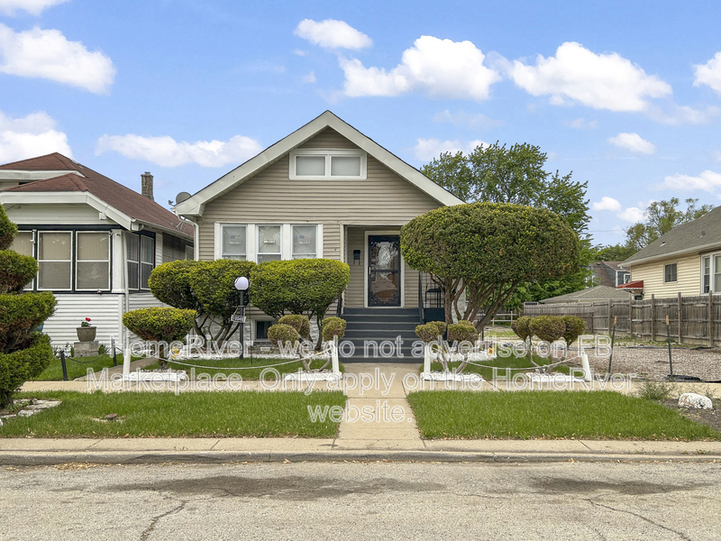 10046 S Perry Ave – photo 5