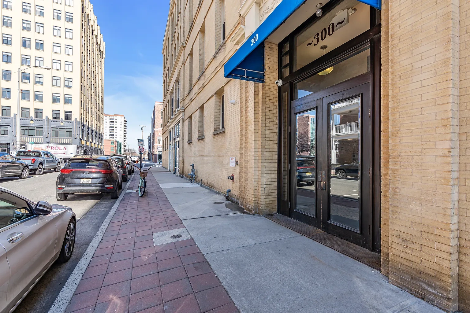 300 Emory Street – photo 3