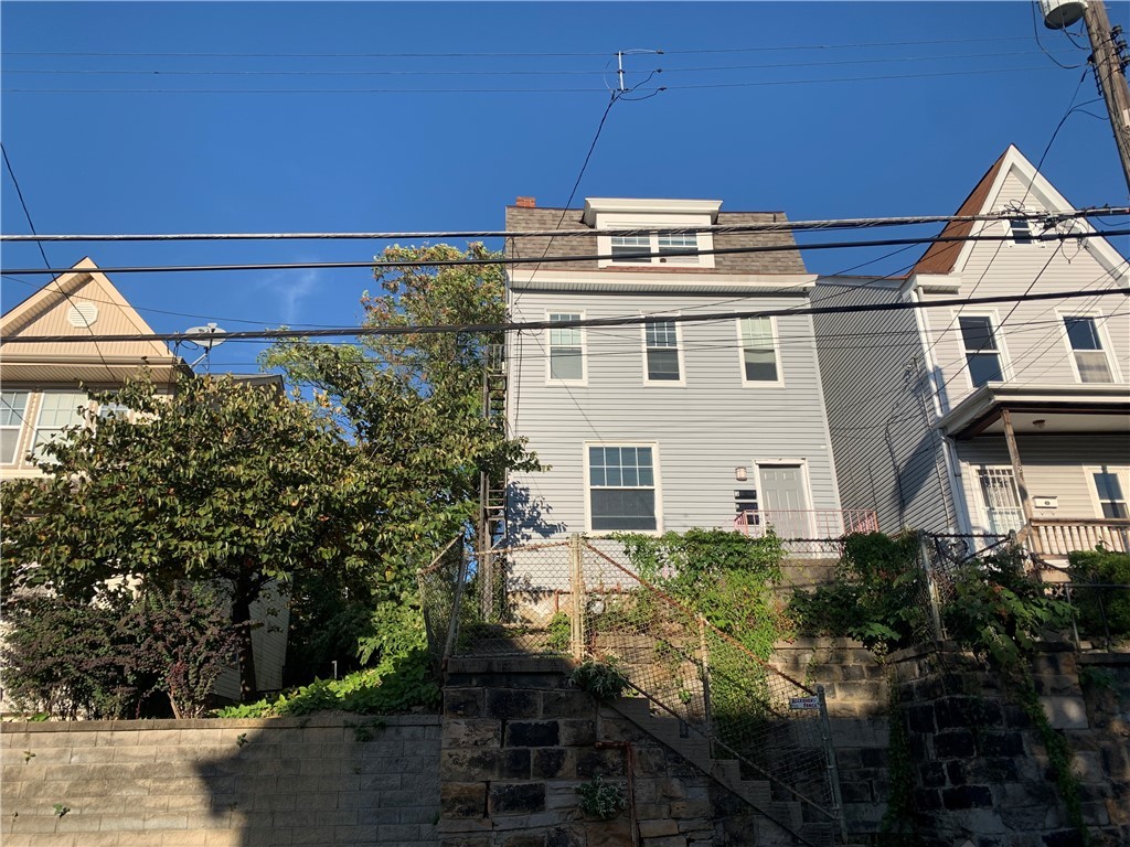 725 Clarissa St unit 3 – photo 1