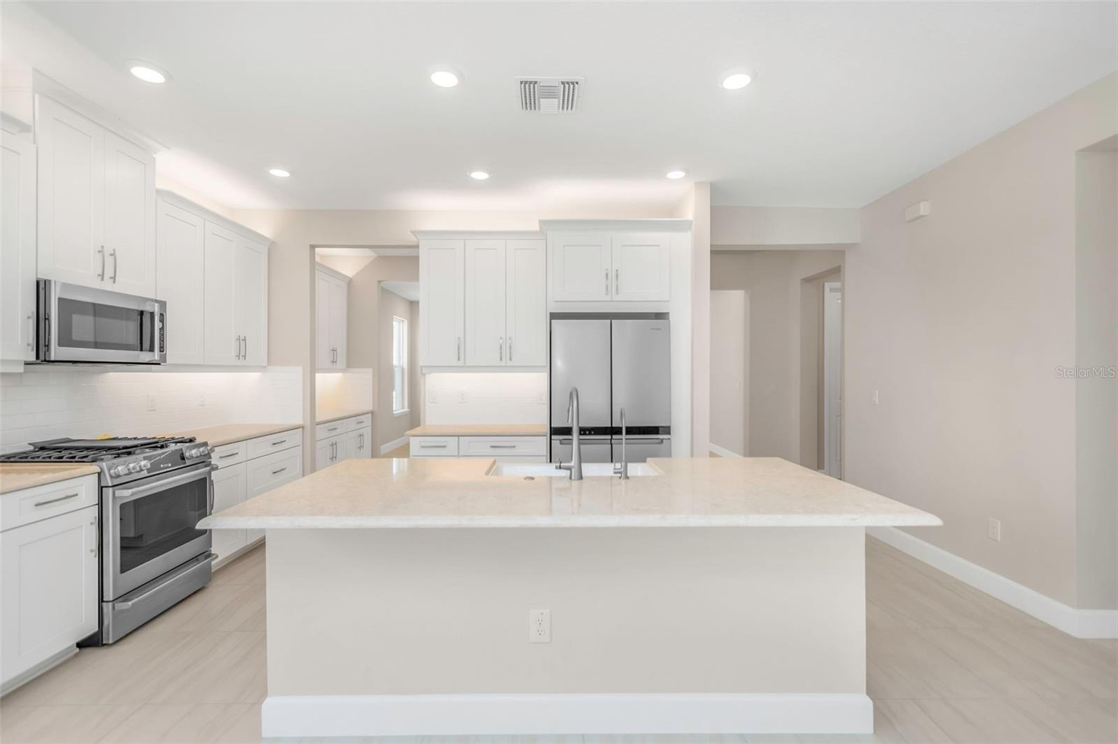 2676 Leafwing Ct – photo 4