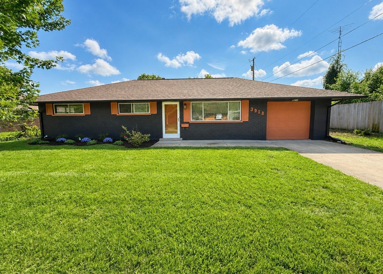 3918 Cordell Dr – photo 1