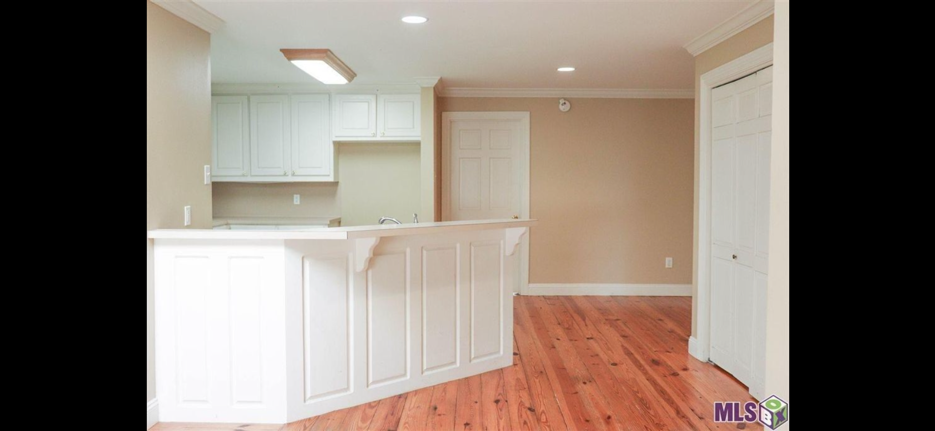 136 3rd St – photo 3