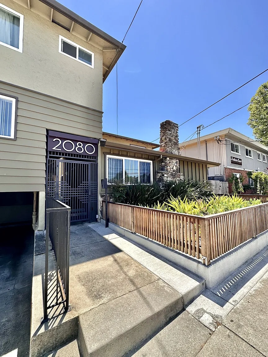 2080 Fruitdale Ave – photo 2