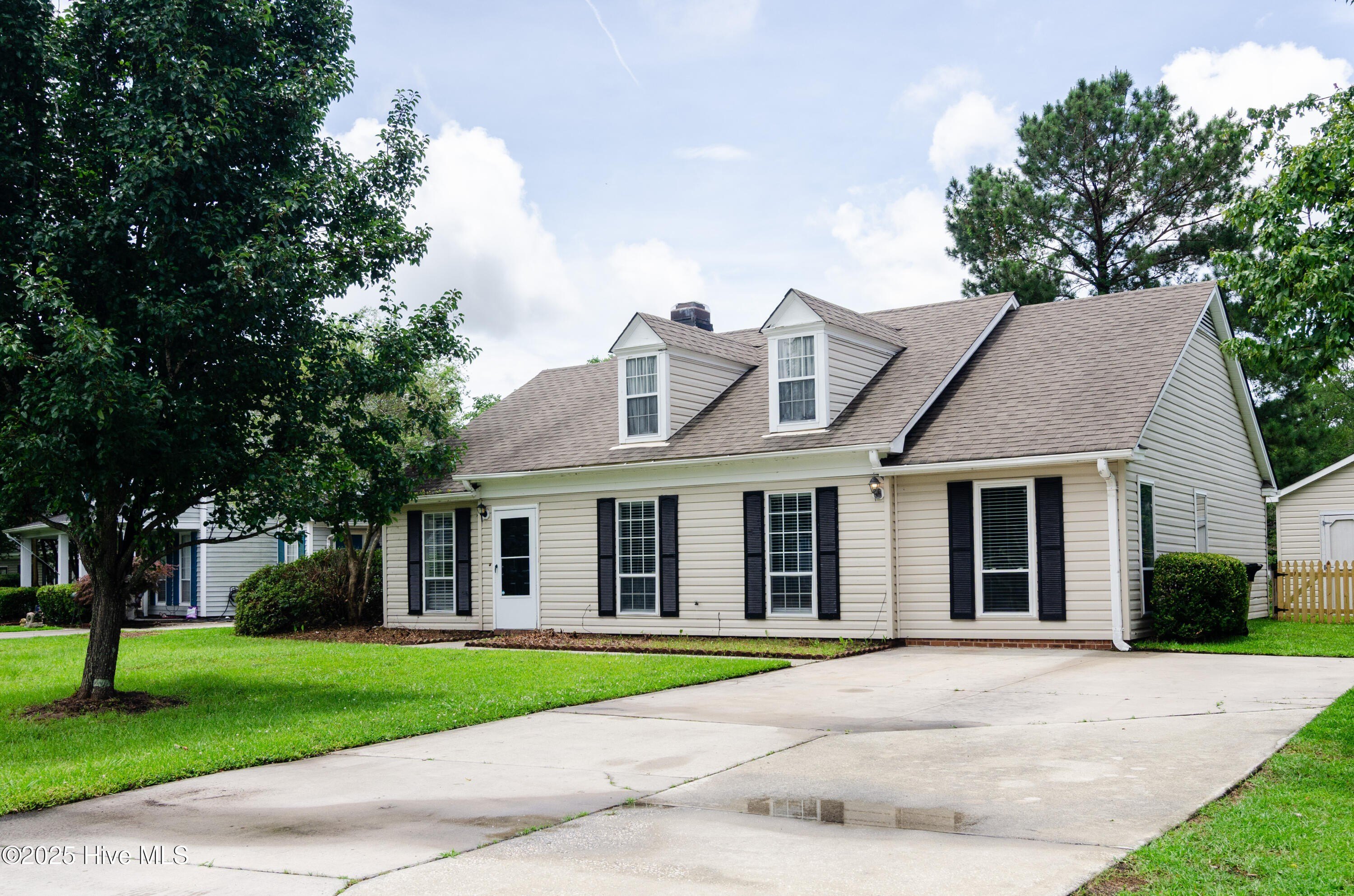 4312 Watson Dr – photo 1