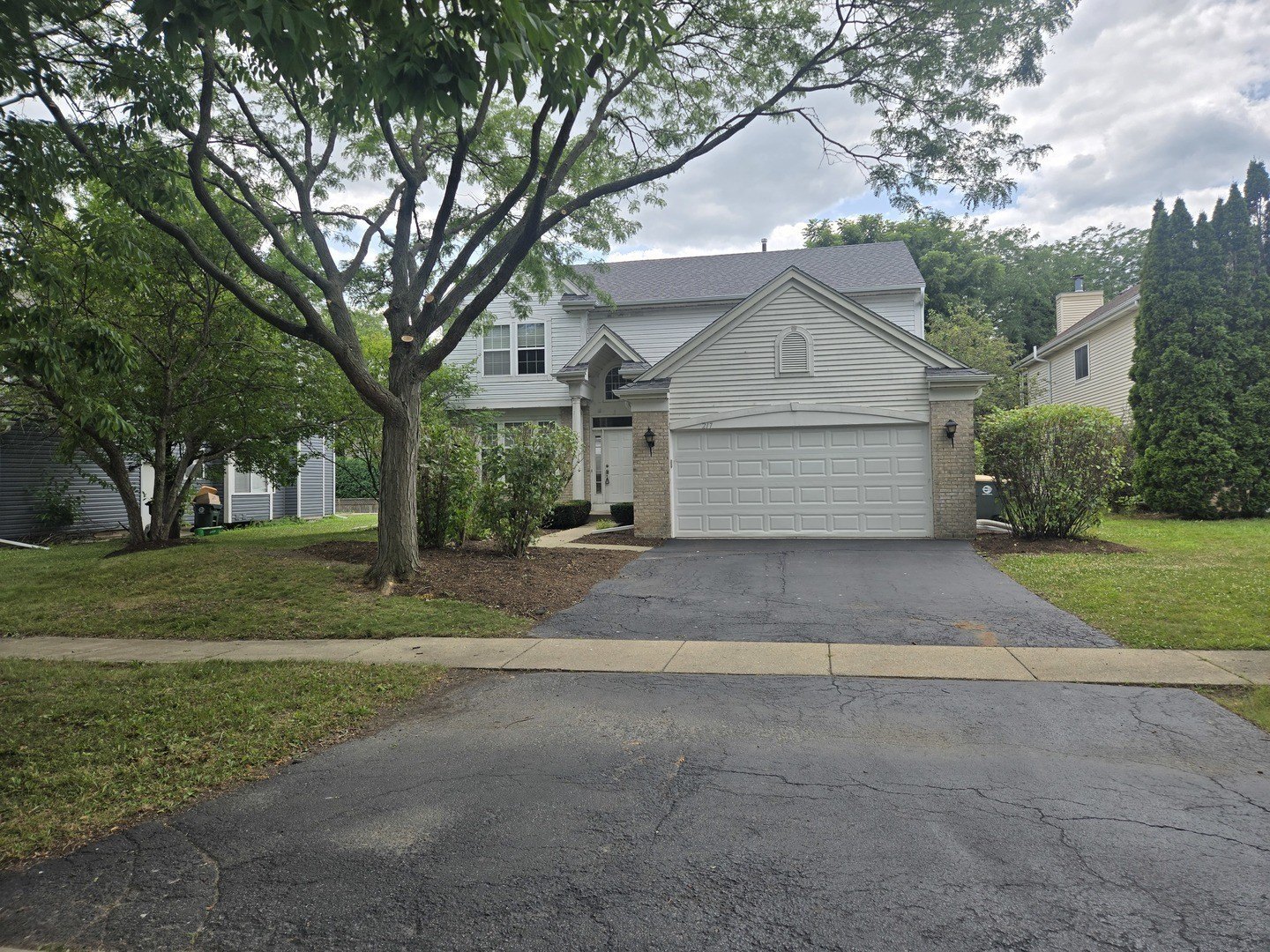 217 Lexington Ct – photo 1