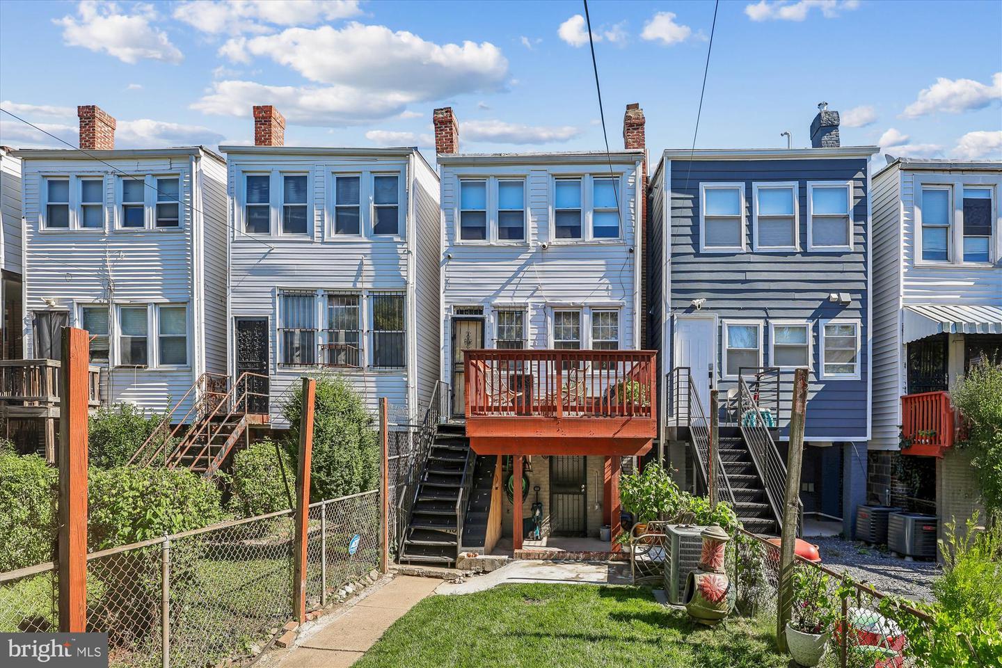 758 19th St NE – photo 3